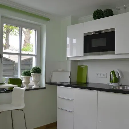 Apartament Rademacher 3 *